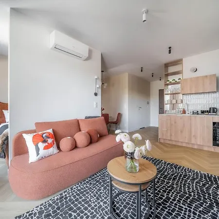 Kierbedzia Comfort Stay, Free Parking
