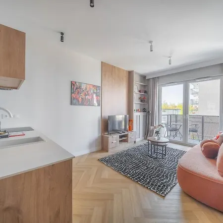 Kierbedzia Comfort Stay, Free Parking Apartment *